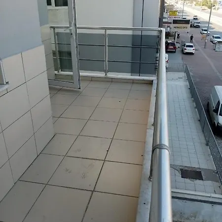 Sehir Merkezinde Konforlu Daire Αττάλεια